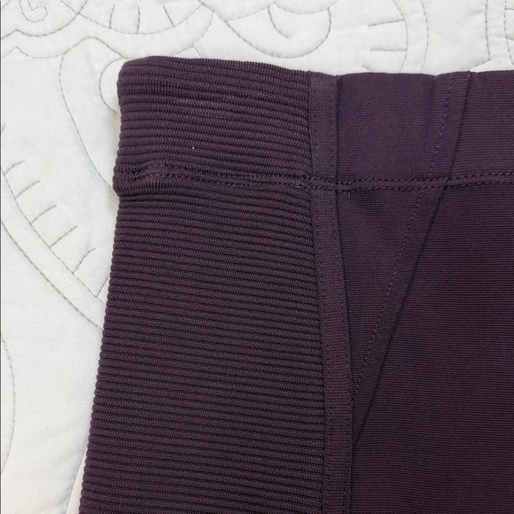 BCBGMaxAzria Purple Bandage Ribbed Pencil Skirt - Women’s XS - Picture 4 of 7